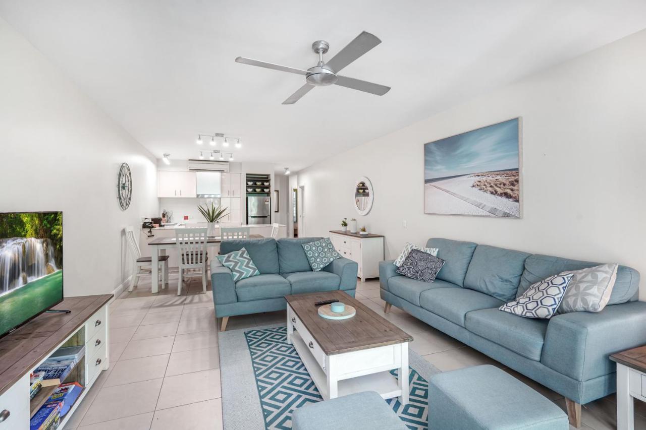 The Beach Club Premium Private Apartments Παλμ Κόουβ Εξωτερικό φωτογραφία