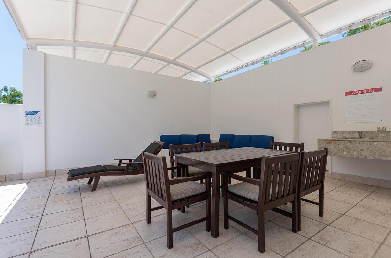 The Beach Club Premium Private Apartments Παλμ Κόουβ Εξωτερικό φωτογραφία