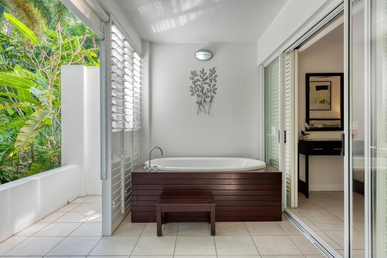 The Beach Club Premium Private Apartments Παλμ Κόουβ Εξωτερικό φωτογραφία